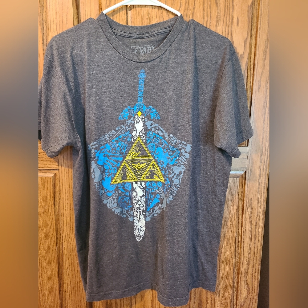 Legend Of Zelda Size Large Tshirt